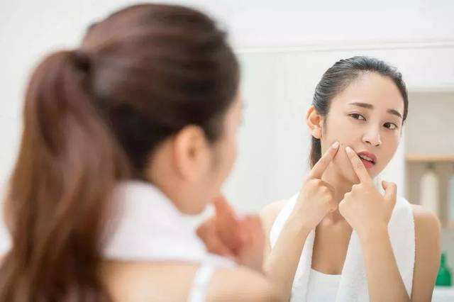 集邦咨询：预计2025年OLED显示器全球出货量将达266万台 同比增长86%