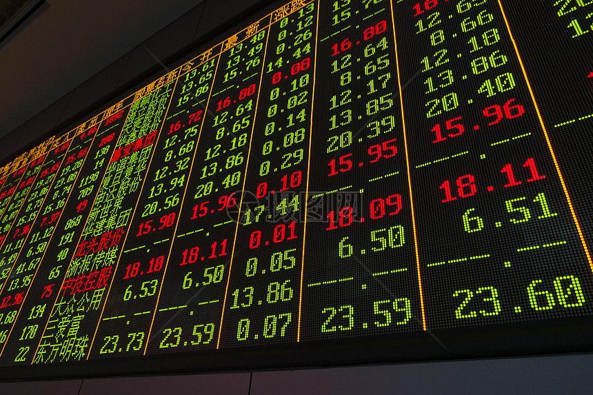 国家网信办推进“持证亮牌”工程以规范网络新闻服务